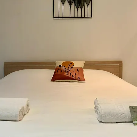 Le Coquet - With Air Conditioning!